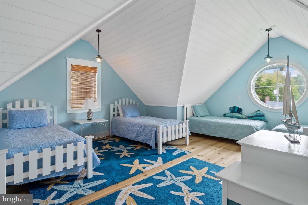 House for rent in Dewey Beach includes bedroom 6 of the GoneCoastal home